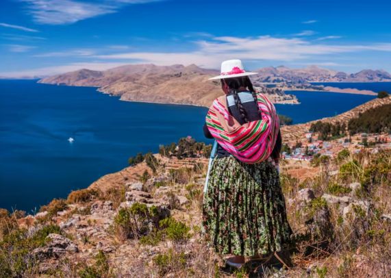LAC TITICACA